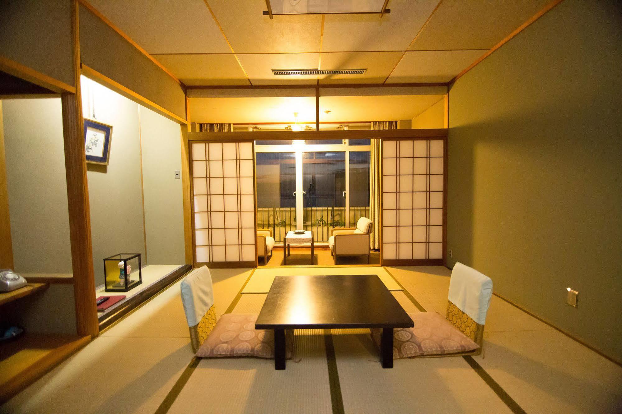 Hotel Wakayama Kada Onsen Kada Kaigetsu Esterno foto
